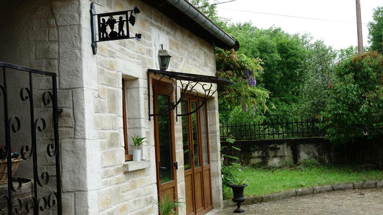Апартаменты Le Vieux Pressoir Saint-Germain-les-Arlay Экстерьер фото